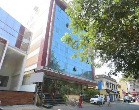 Hotel Ganesh Palace Mysuru Zewnętrze zdjęcie